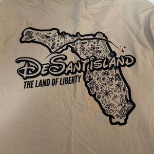 DeSantisland Beige Short Sleeve Tee